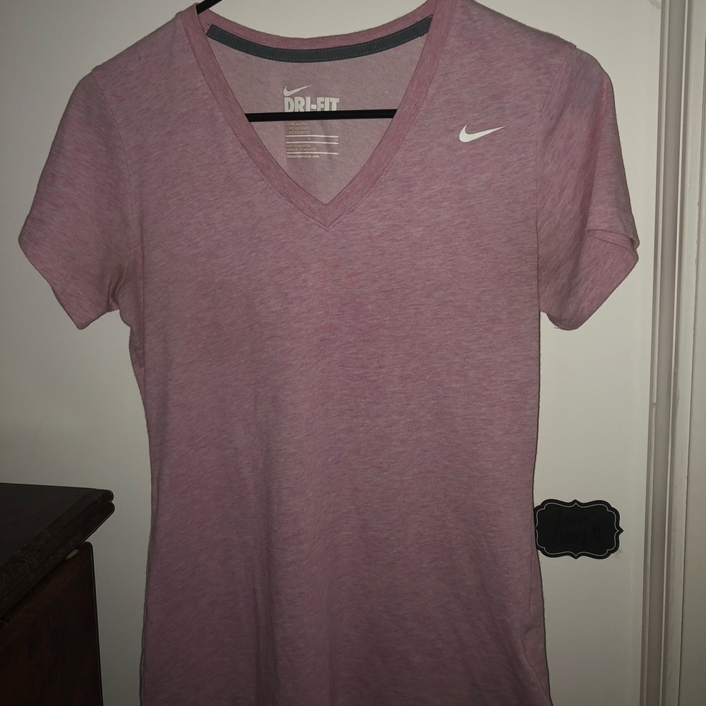 Nike t-shirt